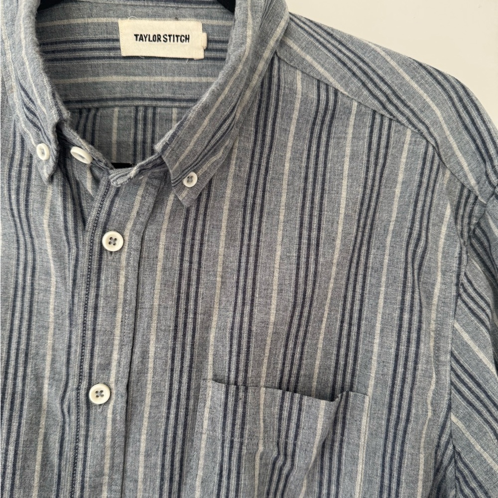 Taylor Stitch Jack Men's Gray and Blue Striped Button-Down Shirt